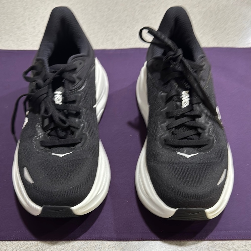 Hoka Women's Bondi 9 - Black and White